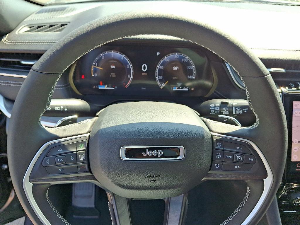new 2025 Jeep Grand Cherokee car, priced at $52,735