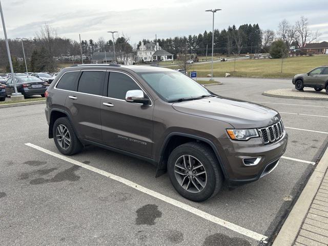 used 2017 Jeep Grand Cherokee car, priced at $13,500