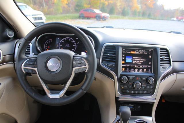 used 2017 Jeep Grand Cherokee car, priced at $15,889