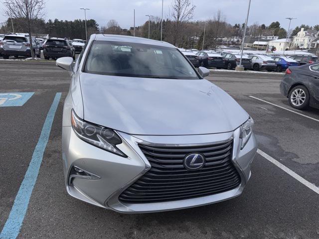 used 2016 Lexus ES 300h car, priced at $17,400