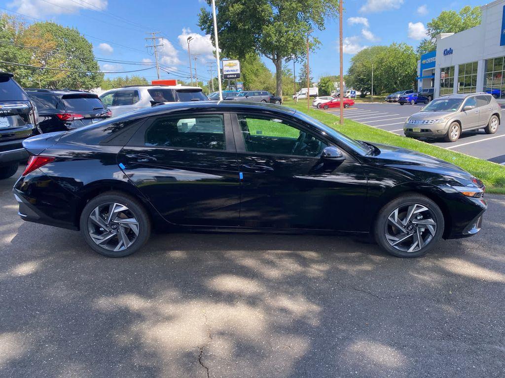 new 2025 Hyundai ELANTRA HEV car, priced at $29,265