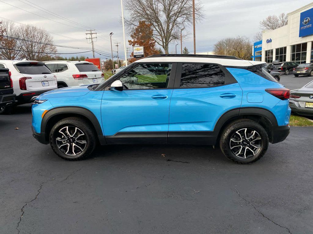 used 2025 Chevrolet TrailBlazer car, priced at $30,988