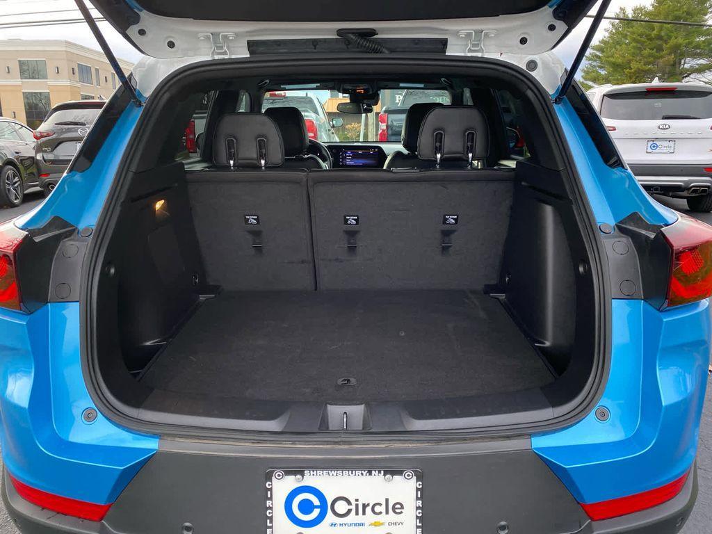 used 2025 Chevrolet TrailBlazer car, priced at $30,988