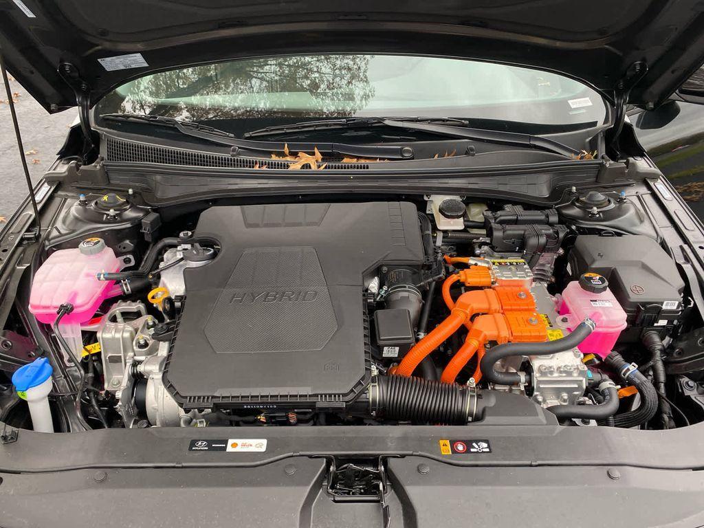 new 2025 Hyundai ELANTRA HEV car, priced at $29,280