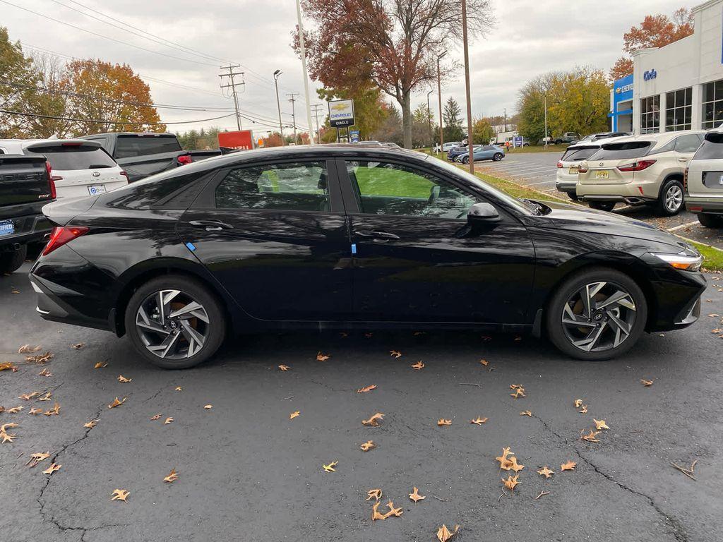 new 2025 Hyundai ELANTRA HEV car, priced at $29,280