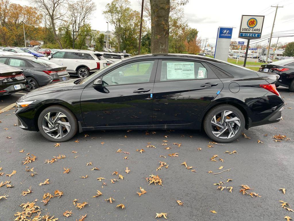 new 2025 Hyundai ELANTRA HEV car, priced at $29,280