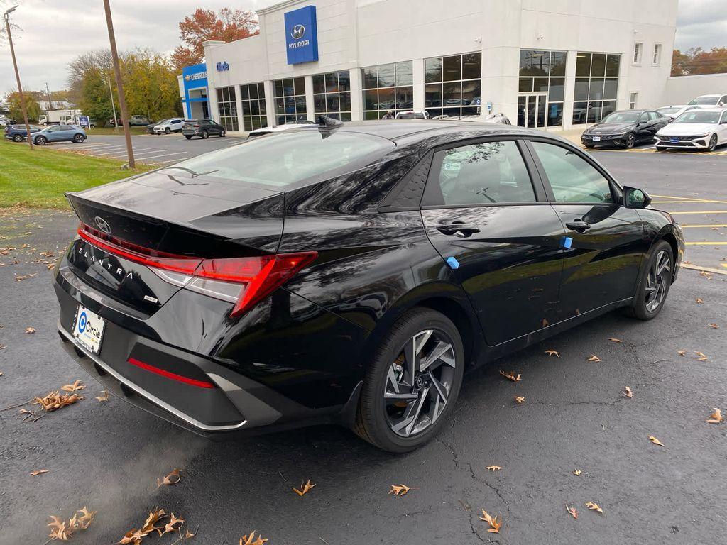 new 2025 Hyundai ELANTRA HEV car, priced at $29,280