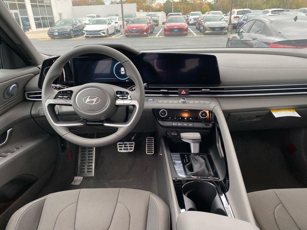 new 2025 Hyundai ELANTRA HEV car, priced at $29,280