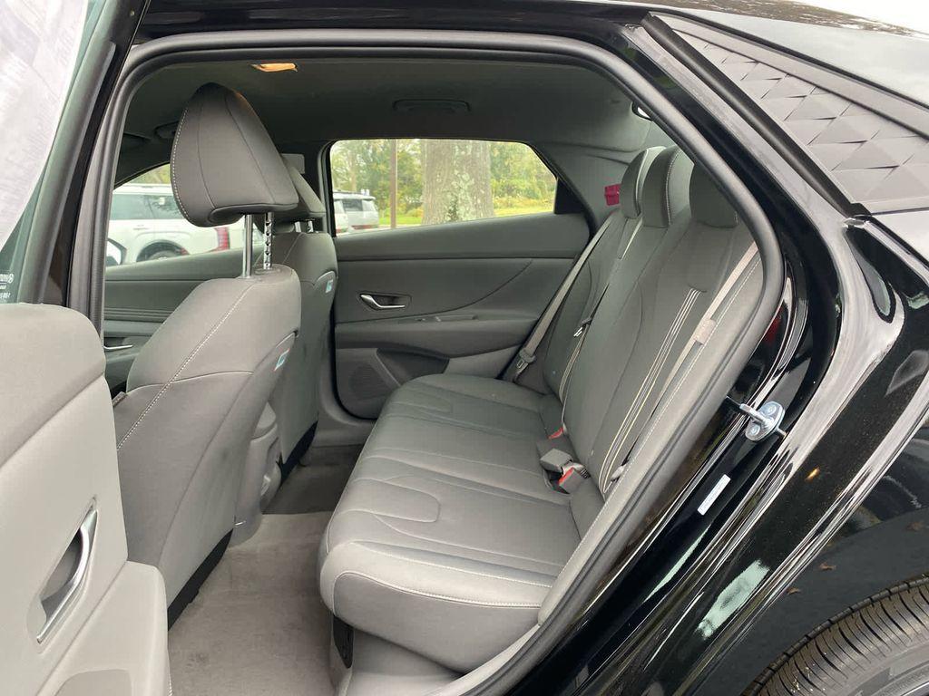 new 2025 Hyundai ELANTRA HEV car, priced at $29,280