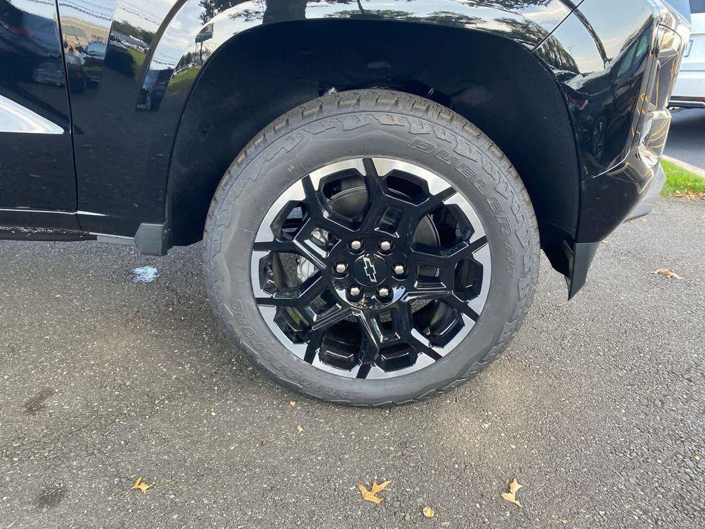 new 2026 Chevrolet Colorado car, priced at $50,040