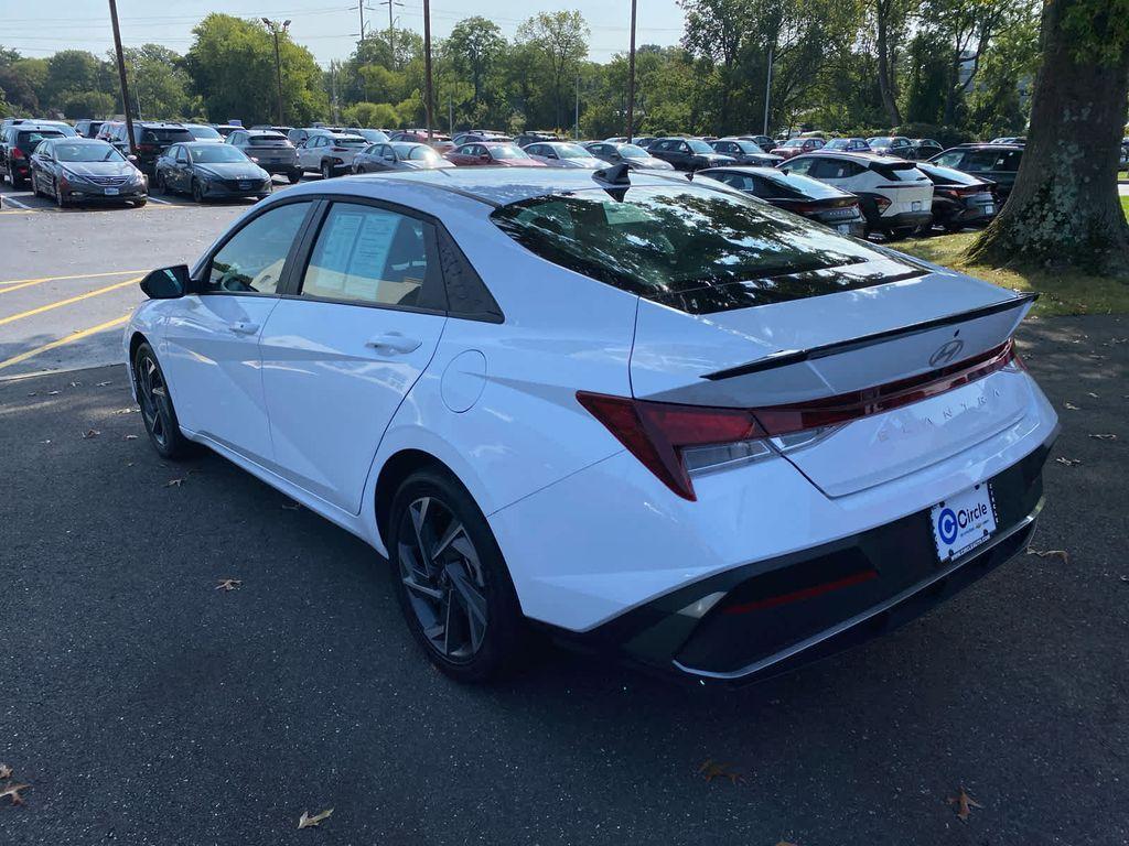 new 2025 Hyundai Elantra car, priced at $25,155
