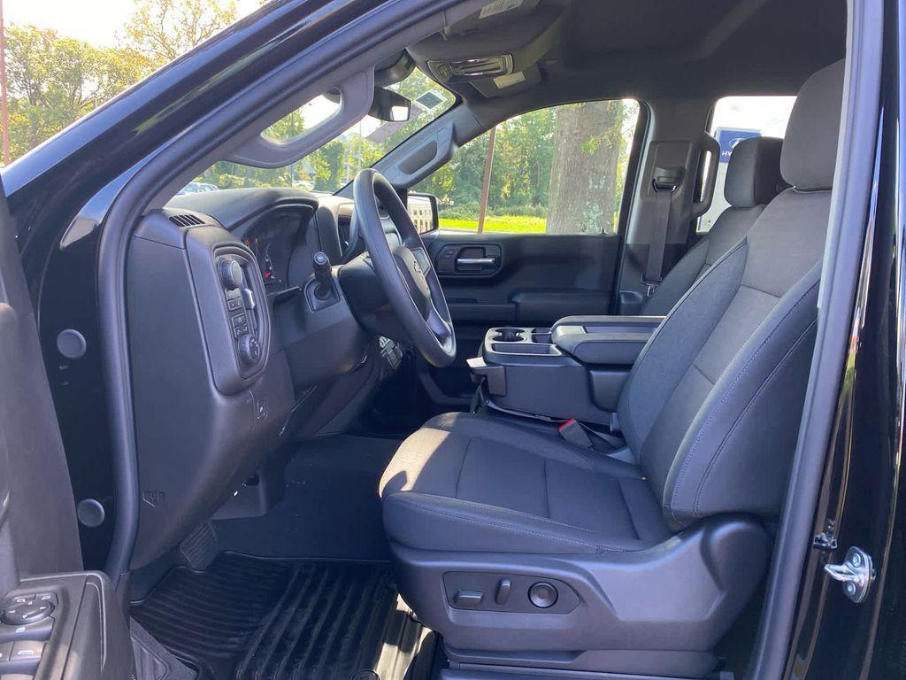 new 2026 Chevrolet Silverado 1500 car, priced at $50,330