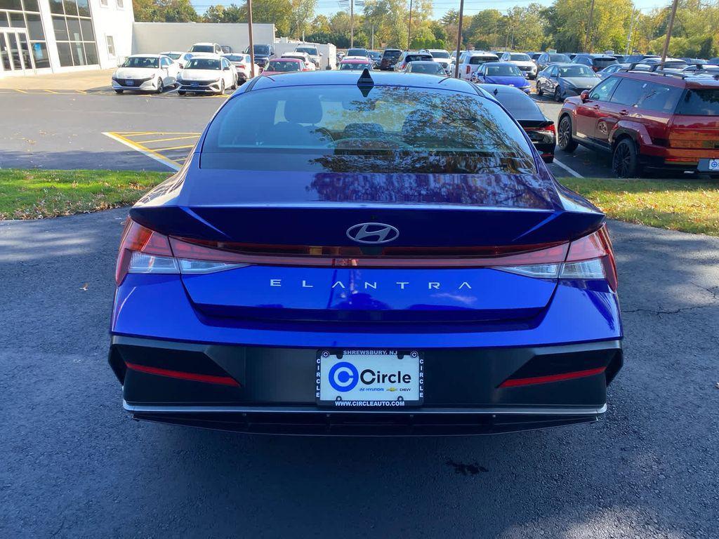 new 2025 Hyundai Elantra car, priced at $27,285