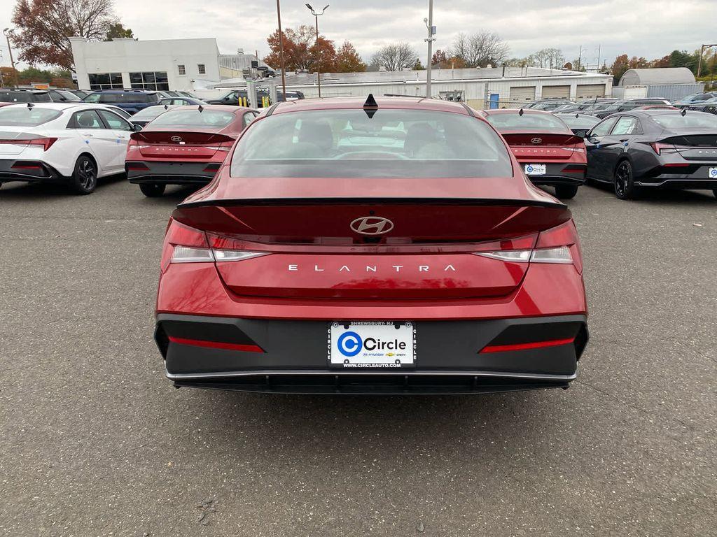 new 2025 Hyundai Elantra car, priced at $25,545