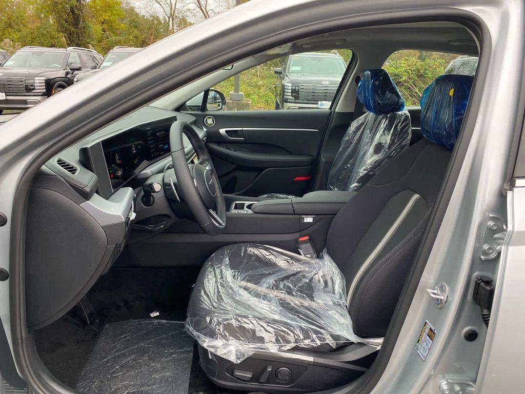 new 2026 Hyundai Sonata Hybrid car, priced at $34,100