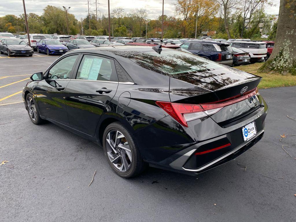 new 2025 Hyundai Elantra car, priced at $27,245