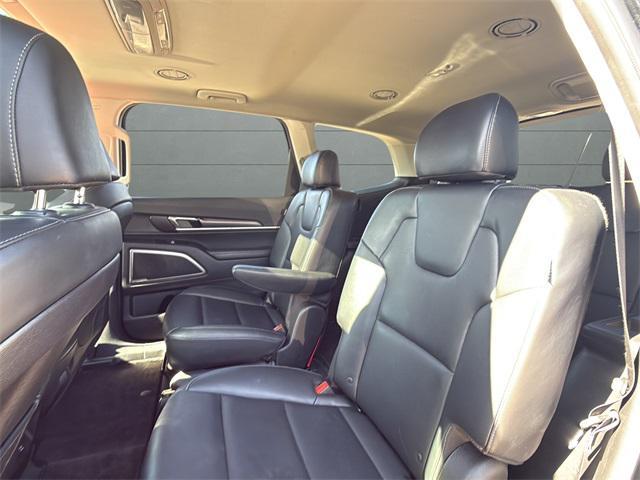 used 2025 Kia Telluride car, priced at $35,747