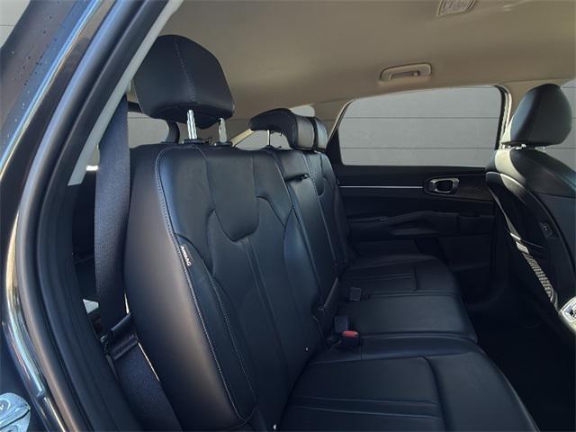 used 2024 Kia Sorento car, priced at $27,450