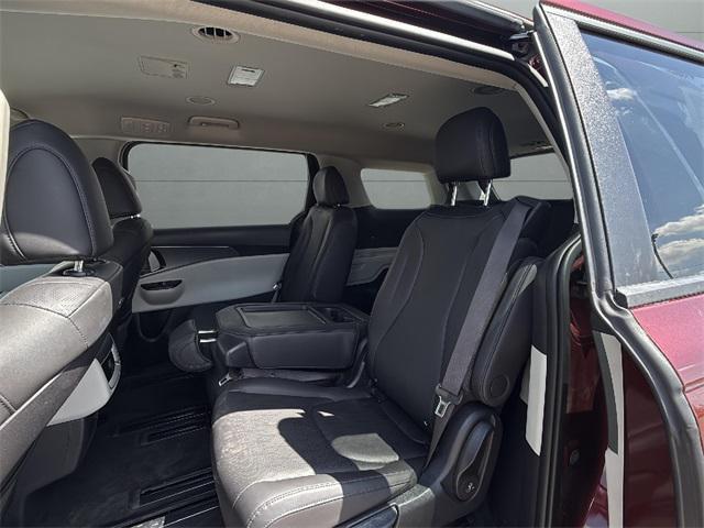 used 2024 Kia Carnival car, priced at $31,497