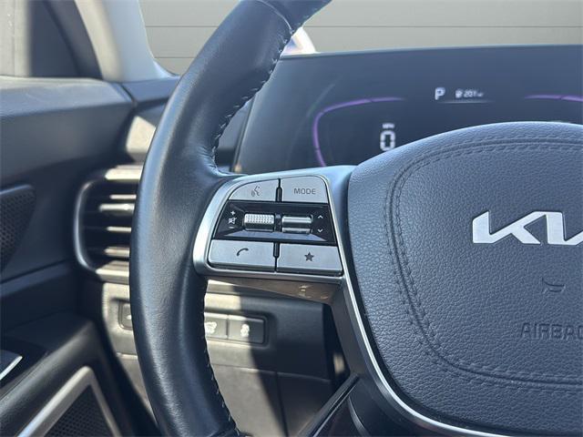 used 2025 Kia Telluride car, priced at $36,997