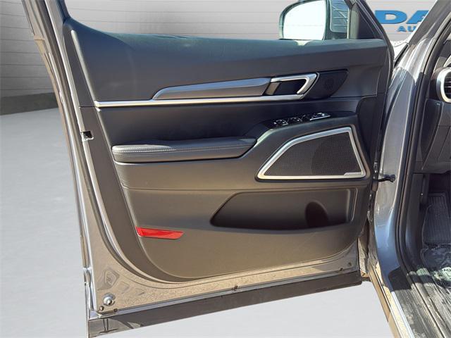 used 2025 Kia Telluride car, priced at $36,997
