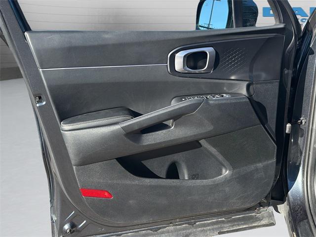 used 2023 Kia Sorento car, priced at $21,997