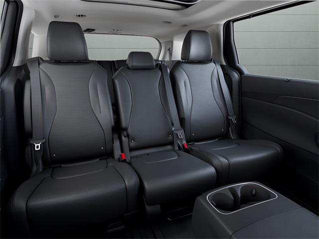new 2025 Kia Carnival Hybrid car, priced at $51,033
