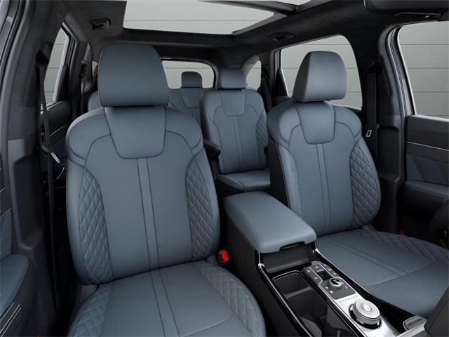 new 2025 Kia Sorento Hybrid car, priced at $44,399