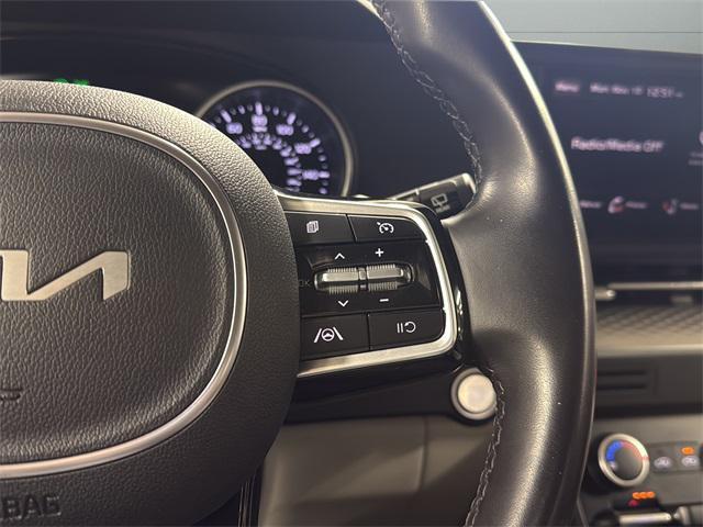 used 2024 Kia Carnival car, priced at $29,490