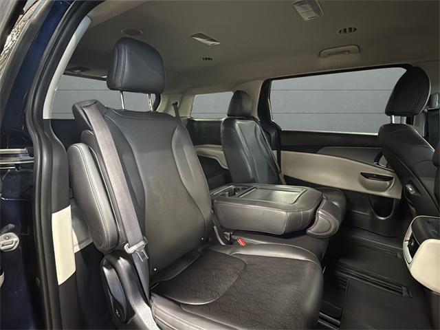 used 2024 Kia Carnival car, priced at $29,490