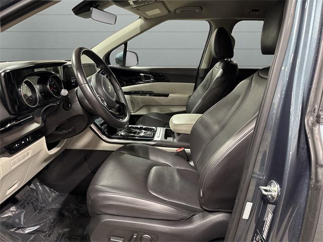 used 2024 Kia Carnival car, priced at $32,497