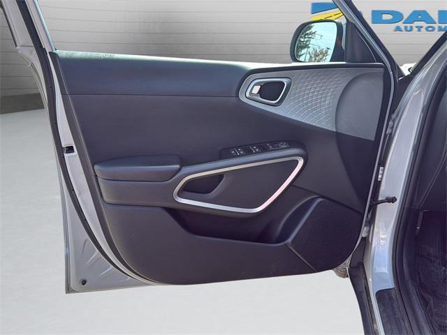 used 2021 Kia Soul car, priced at $10,897