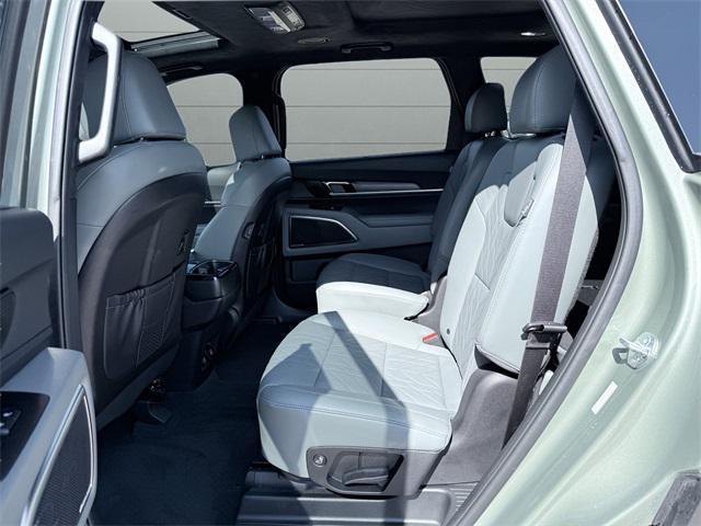 used 2024 Kia Telluride car, priced at $44,895