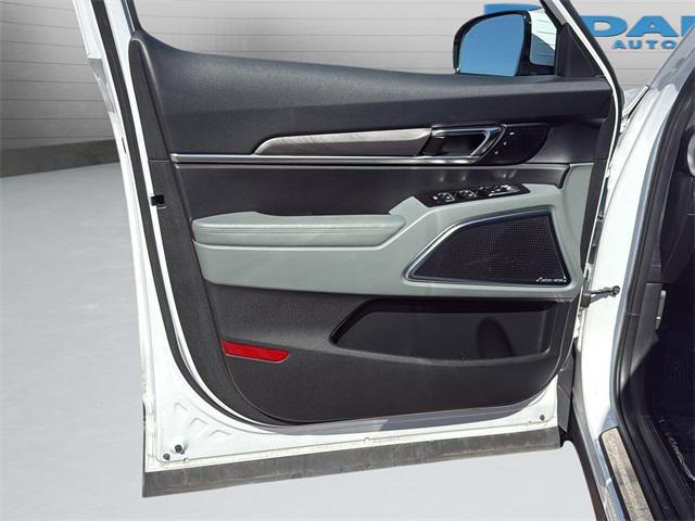 used 2023 Kia Telluride car, priced at $38,997