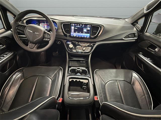 used 2023 Chrysler Pacifica Hybrid car, priced at $30,897