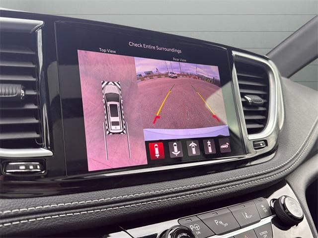 used 2023 Chrysler Pacifica Hybrid car, priced at $30,897