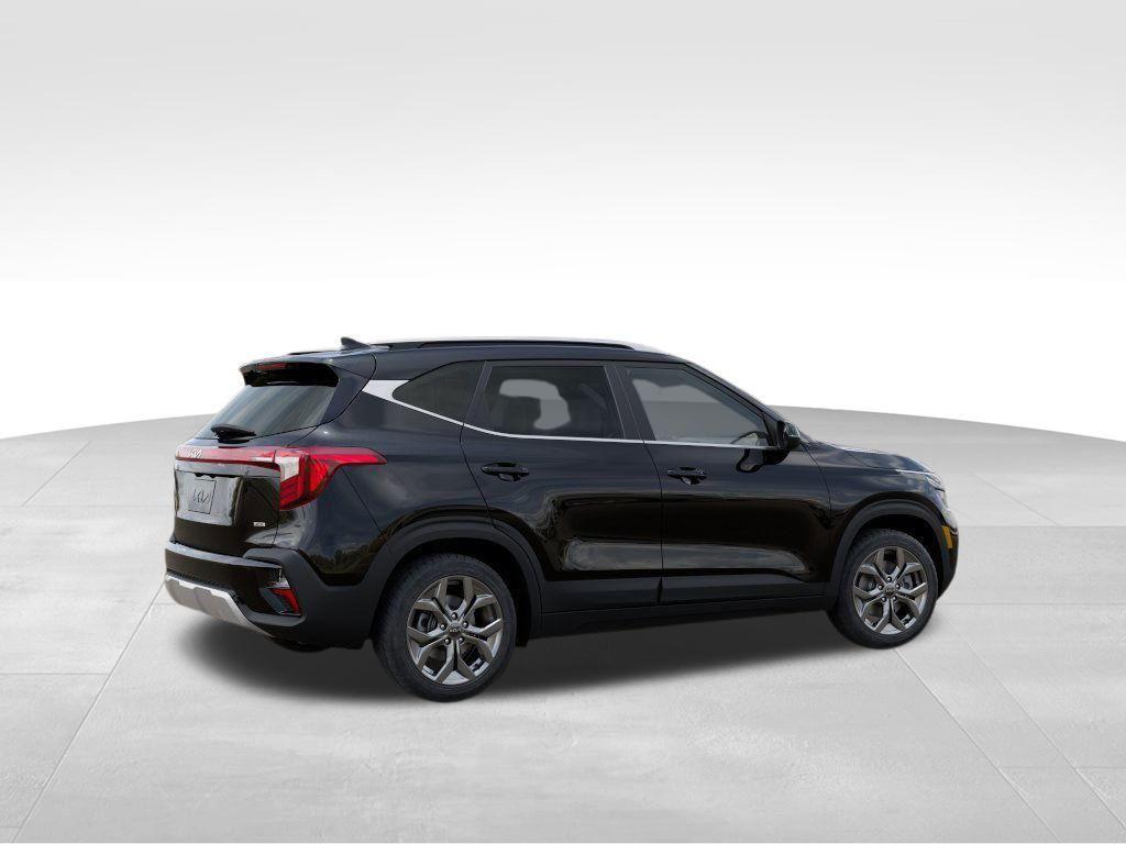 used 2024 Kia Seltos car, priced at $24,995
