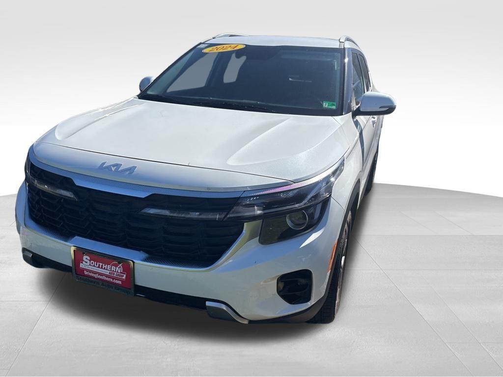 used 2024 Kia Seltos car, priced at $21,995