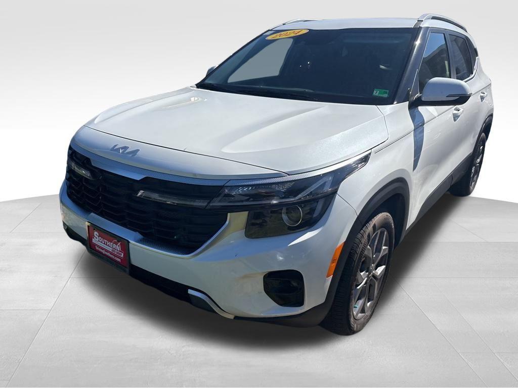 used 2024 Kia Seltos car, priced at $21,995