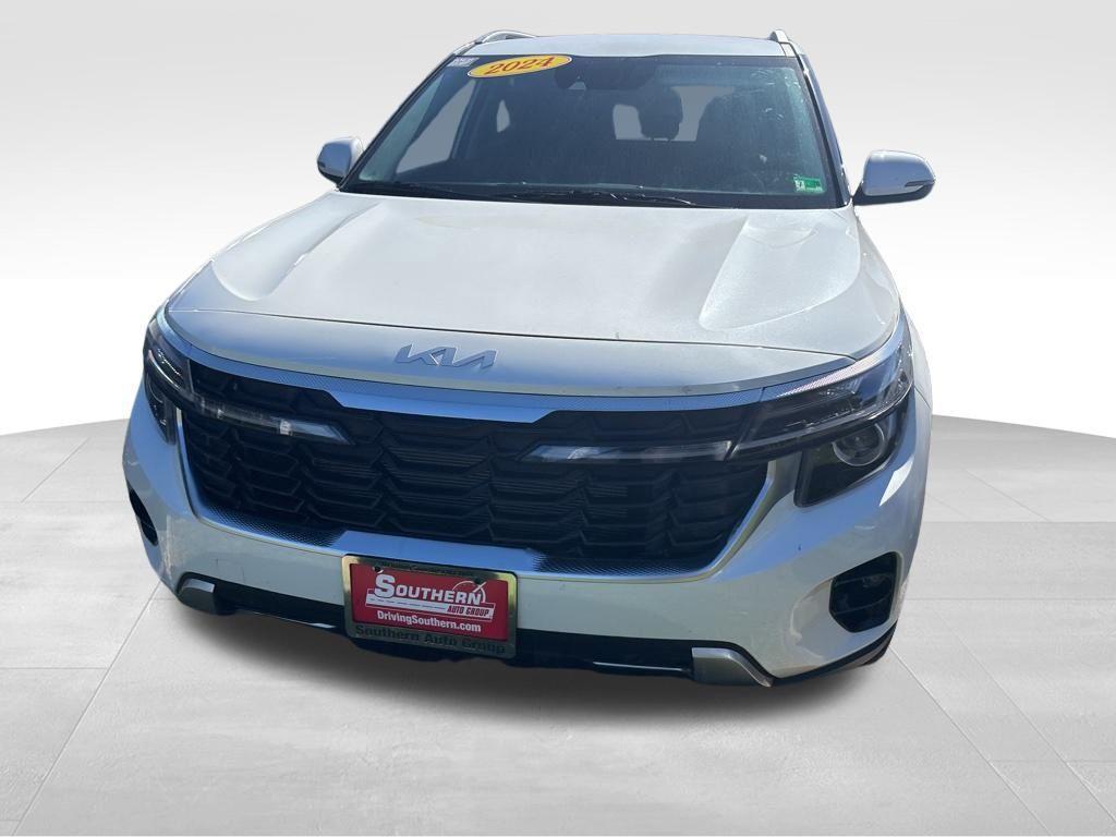 used 2024 Kia Seltos car, priced at $21,995