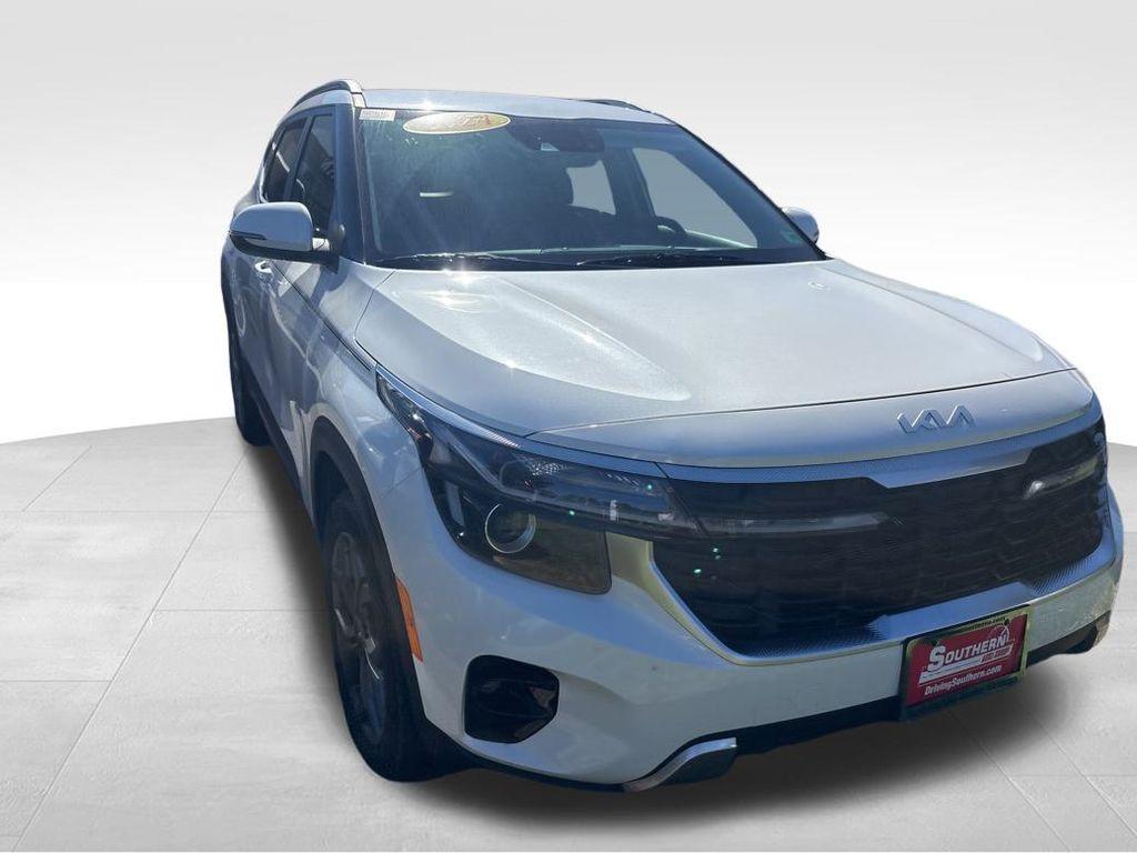 used 2024 Kia Seltos car, priced at $21,995
