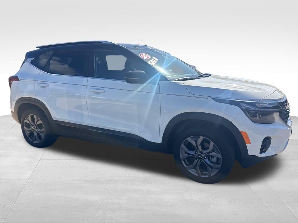 used 2024 Kia Seltos car, priced at $22,995