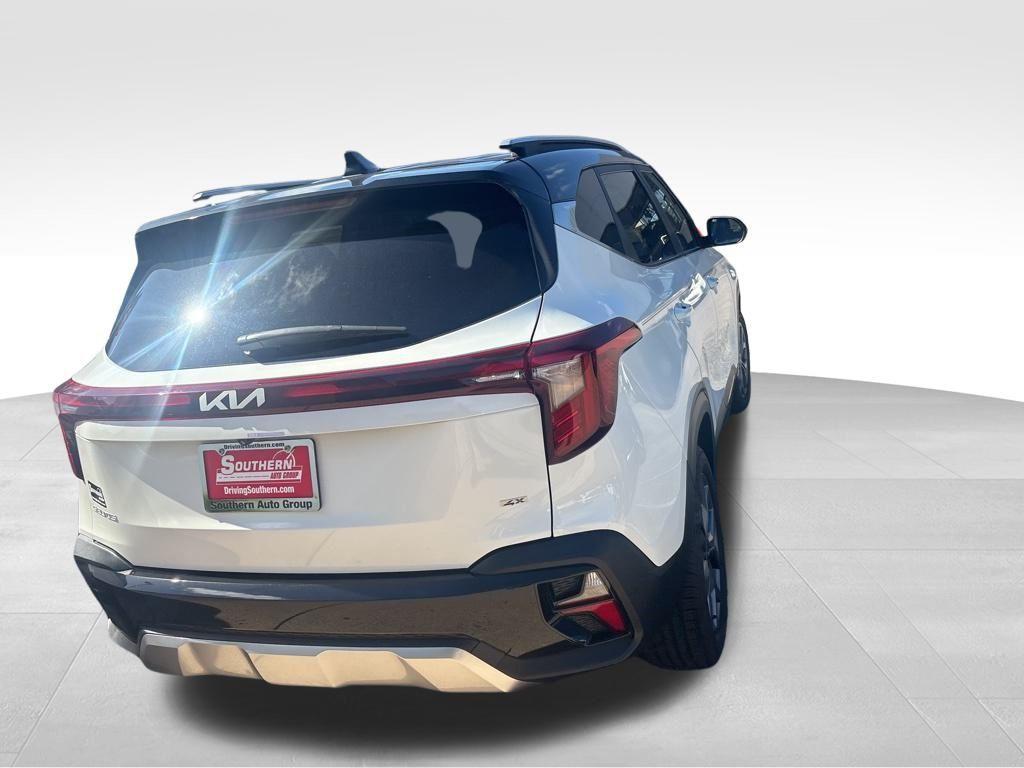 used 2024 Kia Seltos car, priced at $22,995