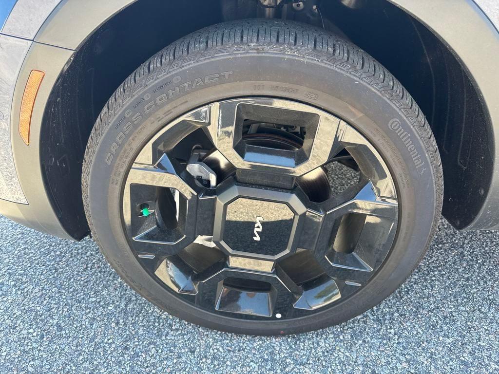 new 2024 Kia Sorento car, priced at $45,985