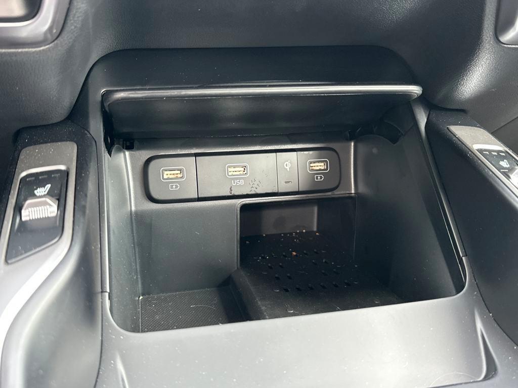 new 2023 Kia Sorento Hybrid car, priced at $34,459