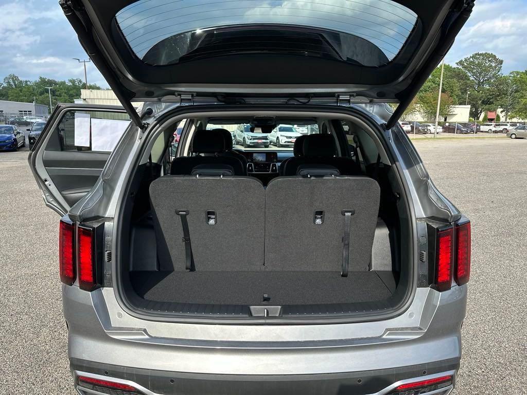 new 2023 Kia Sorento Hybrid car, priced at $37,995