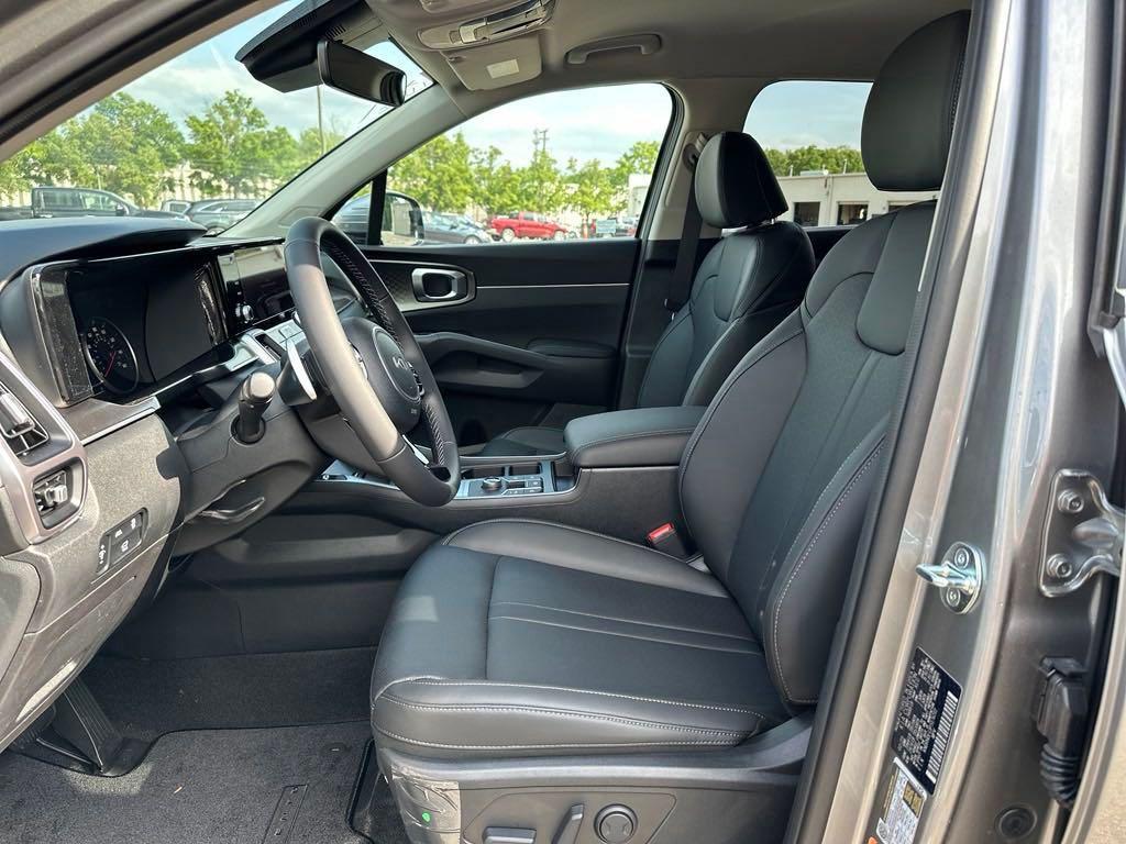 new 2023 Kia Sorento Hybrid car, priced at $37,995