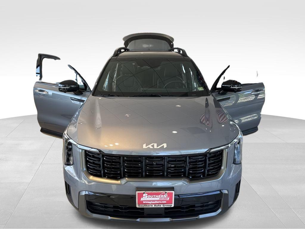 new 2024 Kia Sorento car, priced at $46,490