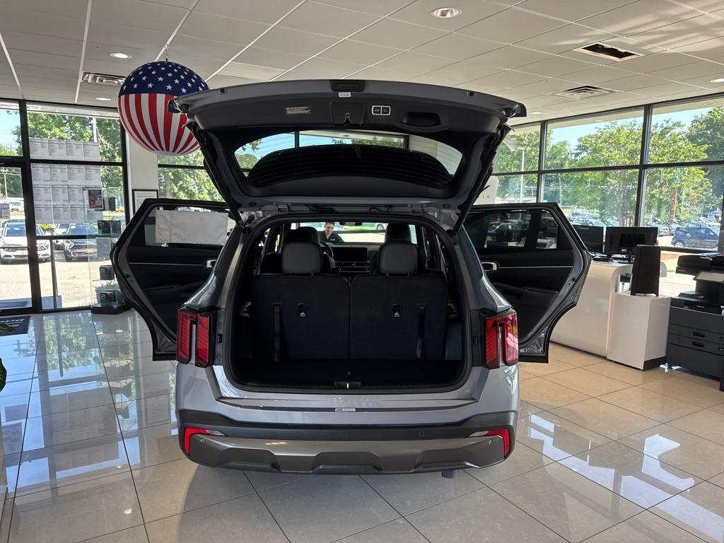 new 2024 Kia Sorento car, priced at $46,490