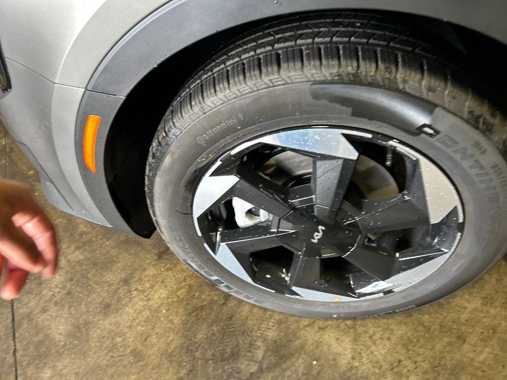 new 2026 Kia Sorento Hybrid car, priced at $39,070